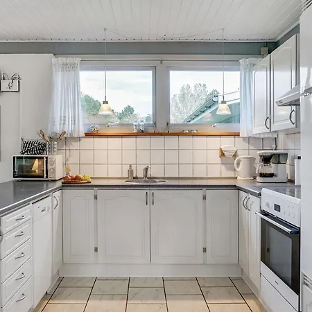 Hébergement de vacances Torhild - 150m From The Sea By Interhome Martofte